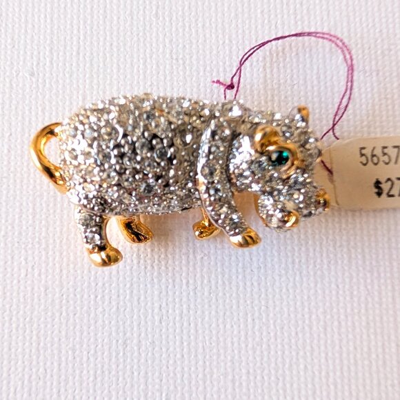 Coro Hippo Mini Brooch – Gold-Tone & Rhinestones - Picture 14 of 16